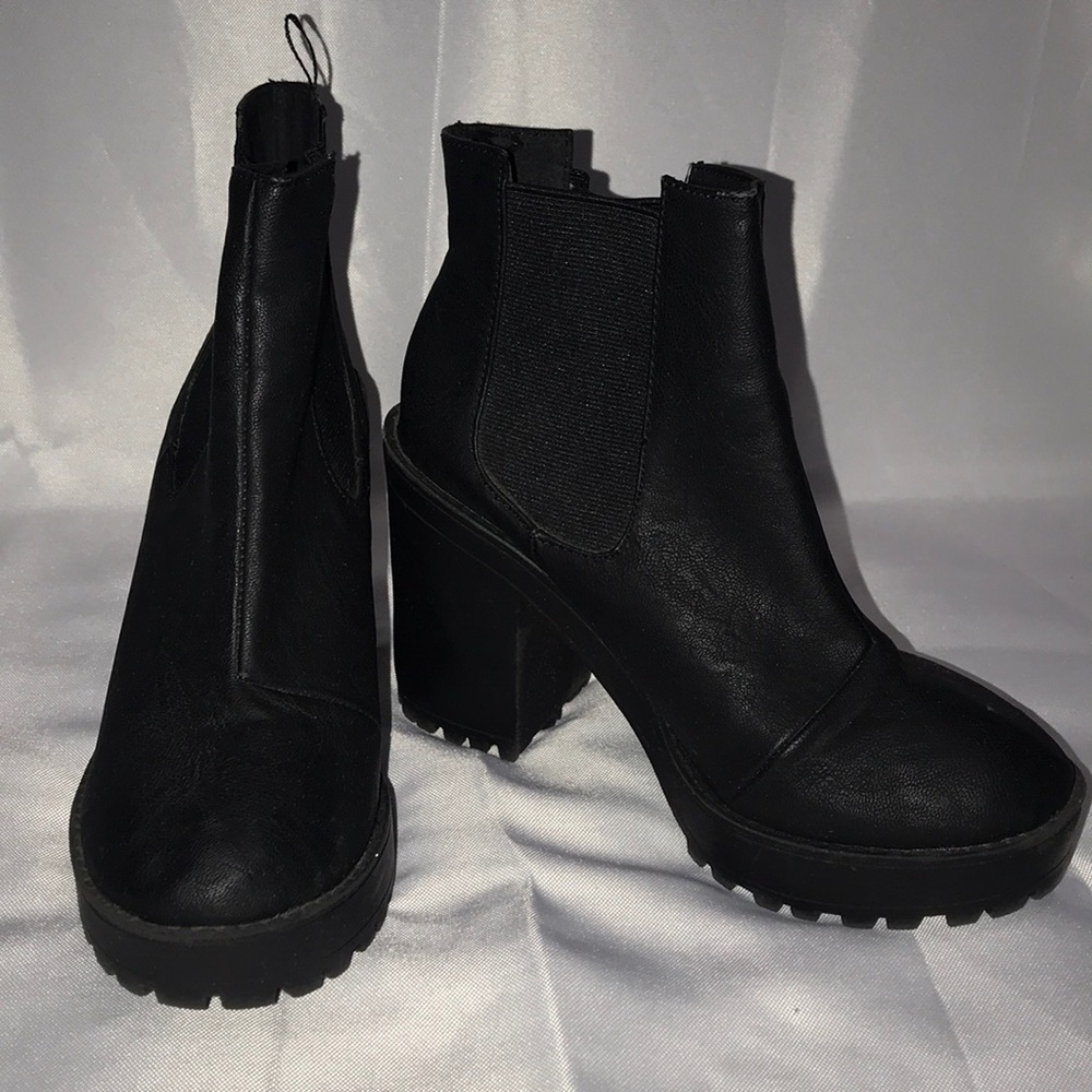 H&M chunky heeled boots